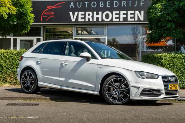 Audi A3 (2015) thumbnail 6