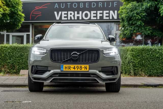 Volvo XC90 (2015) thumbnail 5