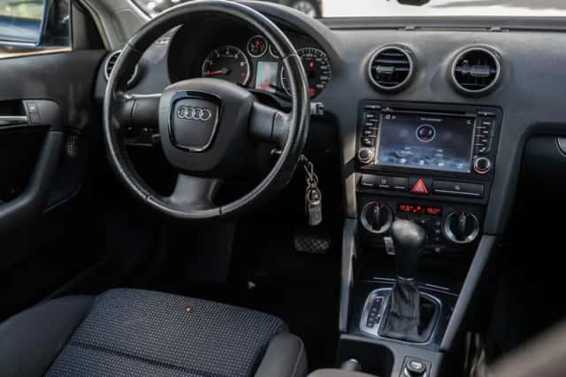 Audi A3 (2007) thumbnail 2