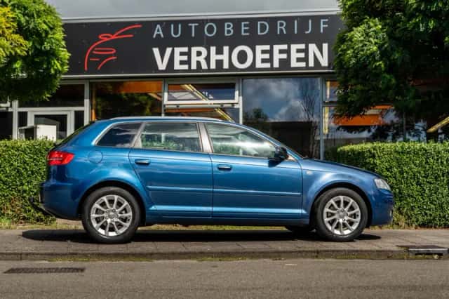 Audi A3 (2007) thumbnail 5