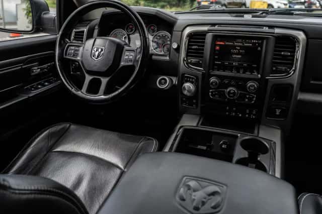 Dodge RAM (2014) thumbnail 2