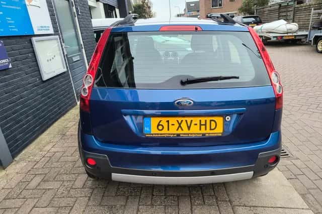 Ford Fiesta (2007) thumbnail 6