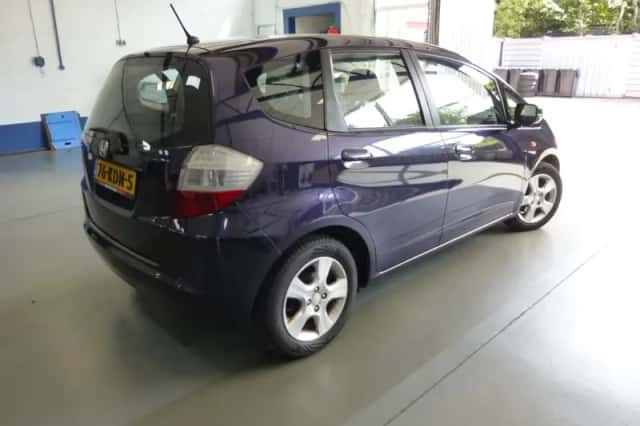 Honda Jazz (2009) thumbnail 4