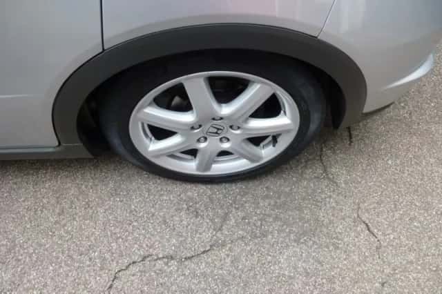 Honda Civic (2009) thumbnail 1