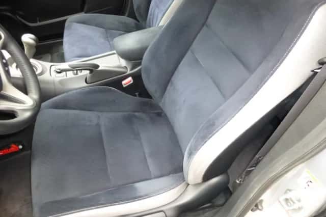 Honda Civic (2009) thumbnail 2