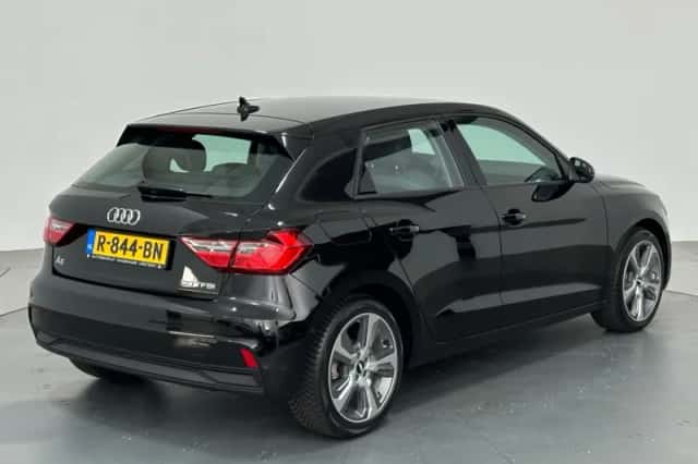 Audi A1 (2022) thumbnail 4