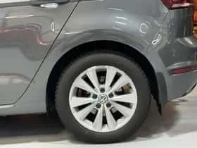 Volkswagen Golf thumbnail 15