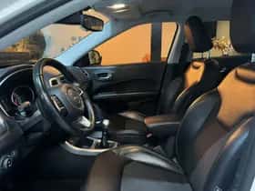 Jeep Compass thumbnail 19