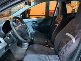 Suzuki Alto (2012) thumbnail 15