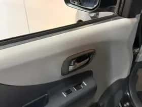 Suzuki Alto (2012) thumbnail 16