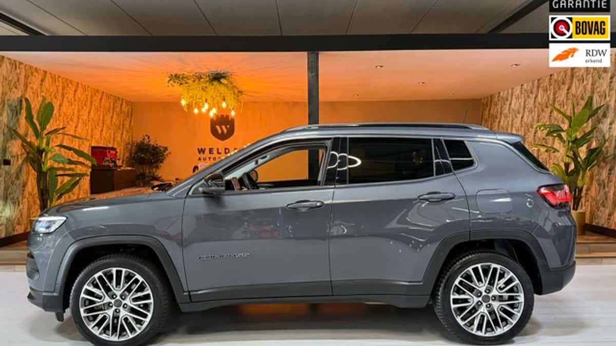Jeep Compass — foto 1