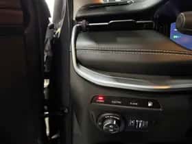 Jeep Compass thumbnail 25