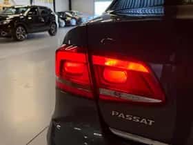 Volkswagen Passat thumbnail 15