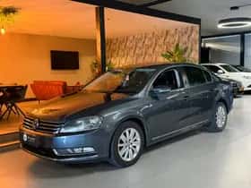 Volkswagen Passat thumbnail 3