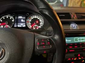 Volkswagen Passat thumbnail 22
