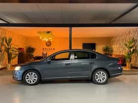 Volkswagen Passat (2011) thumbnail 6