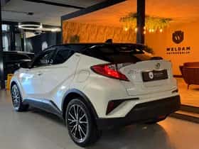 Toyota C-HR thumbnail 4