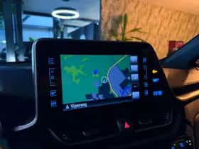 Toyota C-HR thumbnail 33