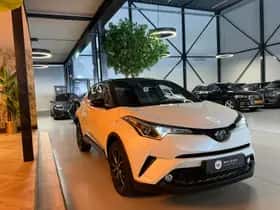 Toyota C-HR (2018) thumbnail 10