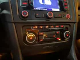 Volkswagen Golf thumbnail 21