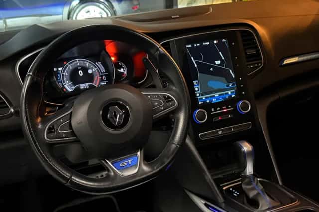 Renault Mégane (2017) thumbnail 3