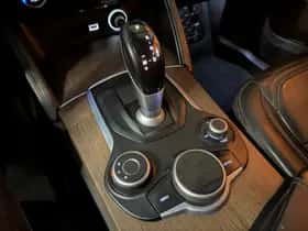 Alfa Romeo Stelvio thumbnail 44