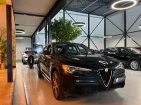 Alfa Romeo Stelvio thumbnail 8