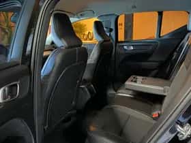 Volvo XC40 thumbnail 23