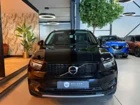 Volvo XC40 thumbnail 6