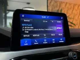 Ford Kuga thumbnail 35