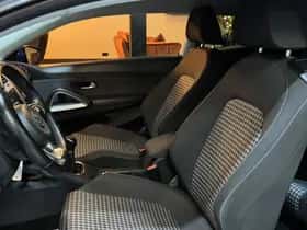 Volkswagen SCIROCCO thumbnail 23