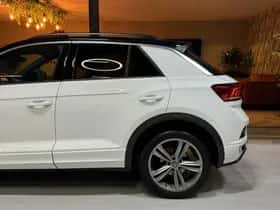 Volkswagen T-Roc (2019) thumbnail 18