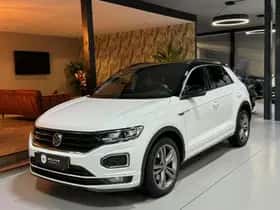 Volkswagen T-Roc thumbnail 3
