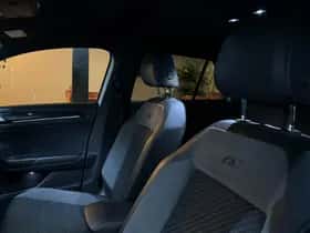 Volkswagen T-Roc (2019) thumbnail 29