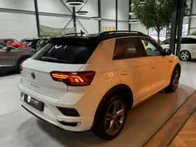 Volkswagen T-Roc (2019) thumbnail 4