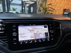 Volkswagen T-Roc thumbnail 35