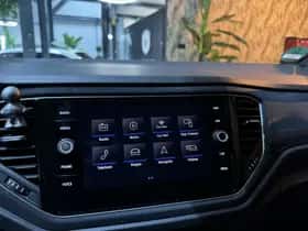 Volkswagen T-Roc (2019) thumbnail 36