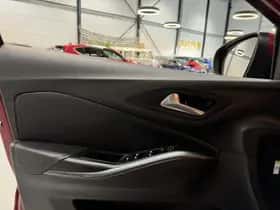 Opel Grandland X (2020) thumbnail 30