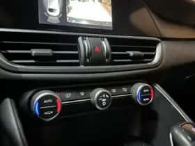 Alfa Romeo Giulia thumbnail 36