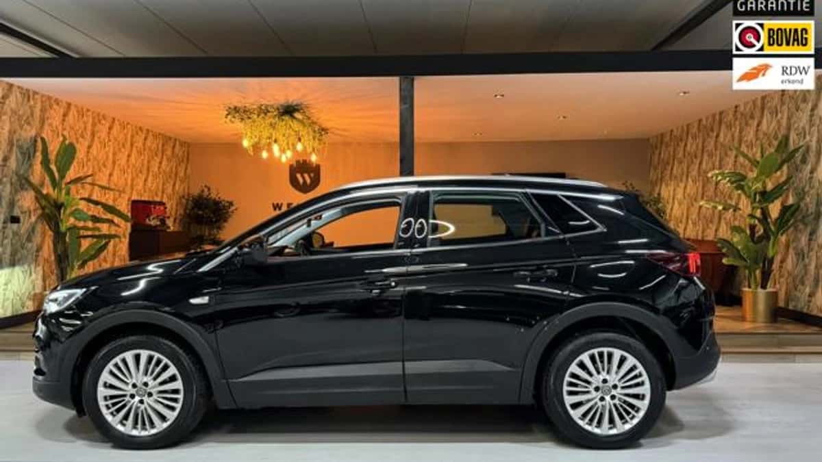 Opel Grandland X — foto 1