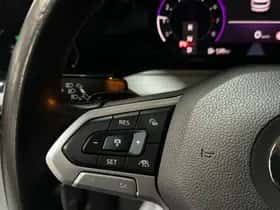 Volkswagen Golf (2022) thumbnail 36