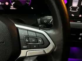 Volkswagen Golf (2022) thumbnail 37