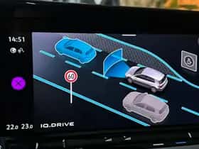 Volkswagen Golf (2022) thumbnail 42