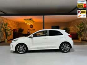 Kia Rio thumbnail 2