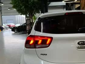 Kia Rio thumbnail 22