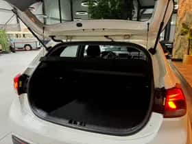 Kia Rio thumbnail 24