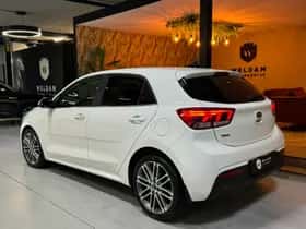 Kia Rio thumbnail 4