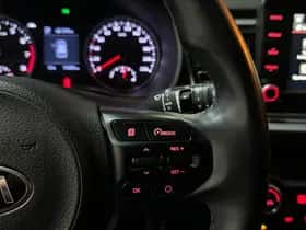 Kia Rio thumbnail 32