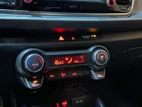 Kia Rio thumbnail 37