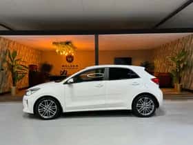 Kia Rio (2019) thumbnail 6